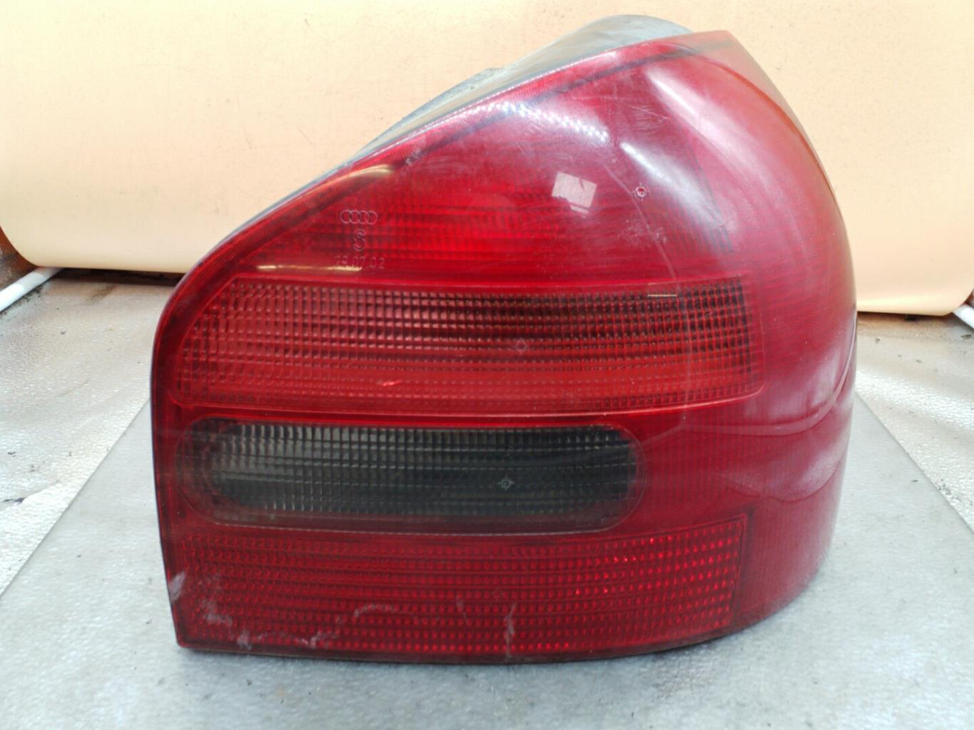 Fanale posteriore principale destro (luci) AUDI A3 1 PHASE 1 Gasolina - 1