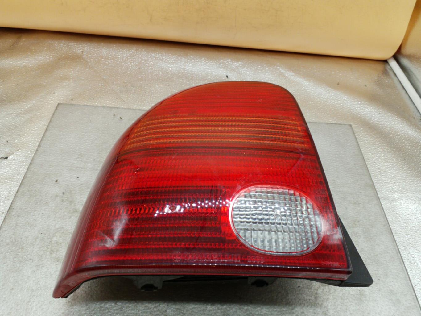 Fanale posteriore principale sinistro (luci) VOLKSWAGEN LUPO Gasolina - 1