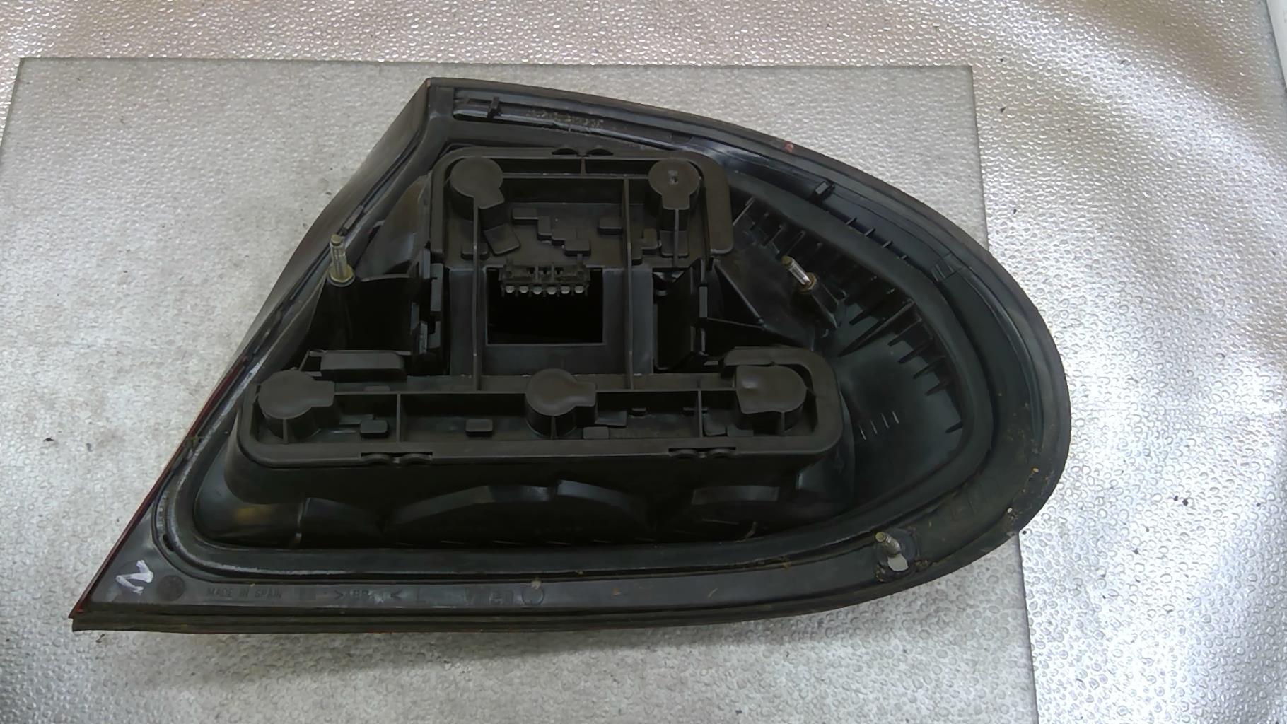 Fanale posteriore principale sinistro (luci) OPEL TIGRA 1 COUPE Gasolina - 1