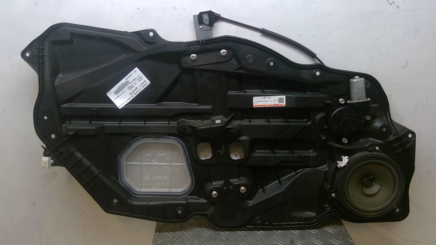 Leve vitre electrique avant gauche MAZDA 2 2 PHASE 1 Essence - 1