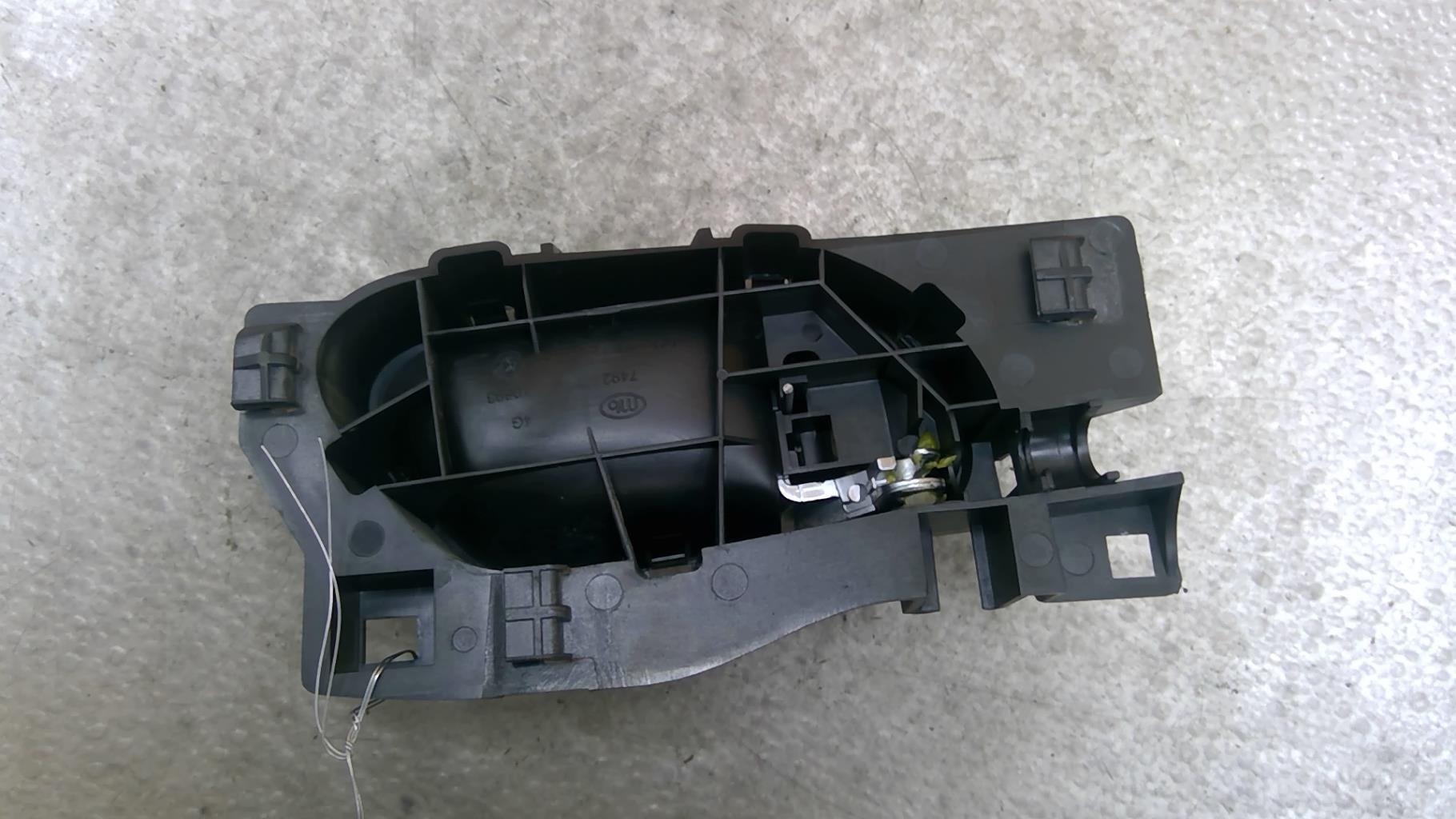 Maniglia interna anteriore sinistra CITROEN C5 2 BREAK Diésel - 1