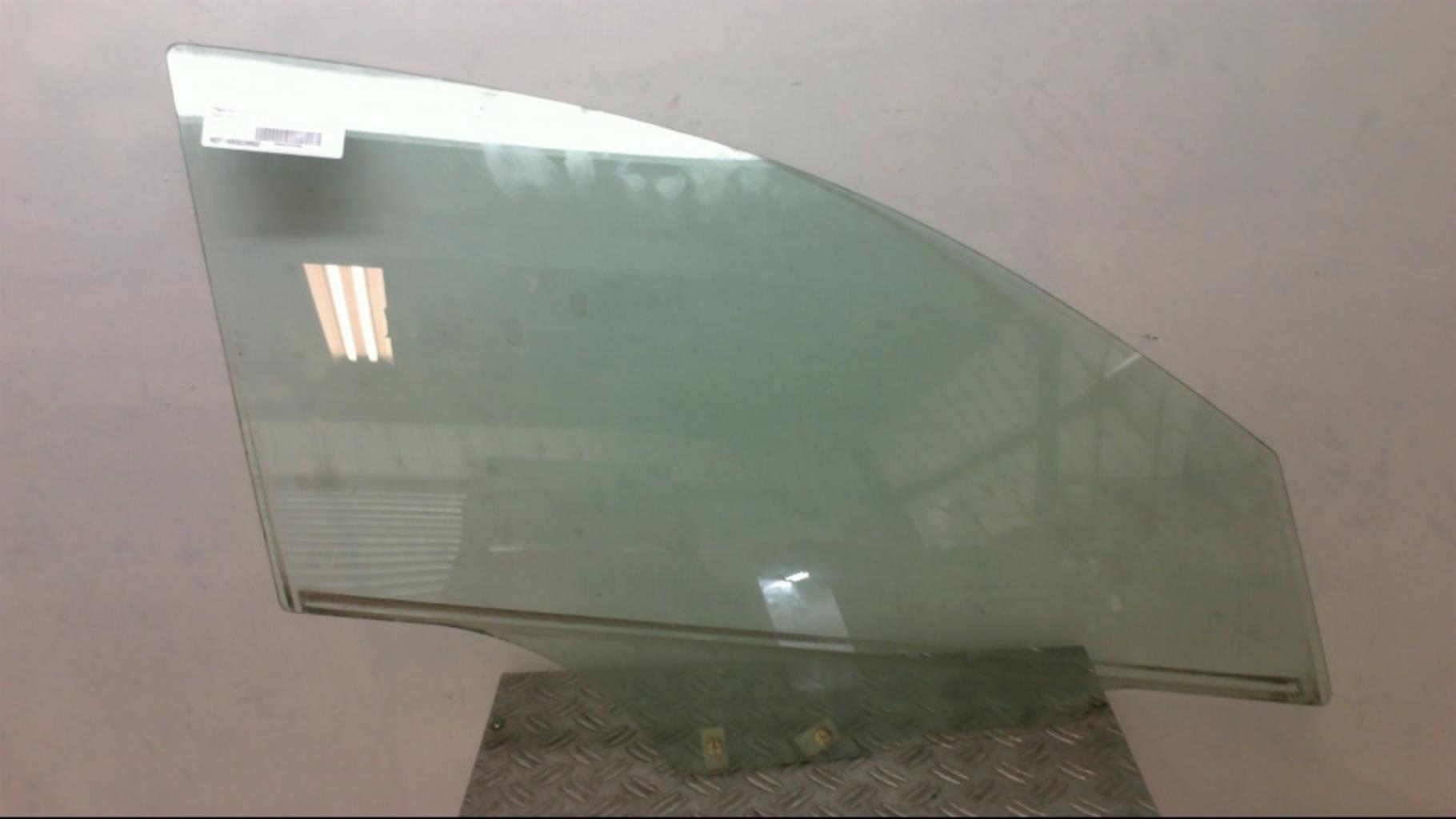 Vitre avant droit MAZDA 3 1 PHASE 1 Essence - 1