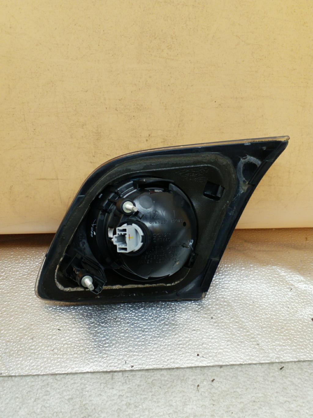 Feu arriere secondaire gauche (feux) MAZDA 3 1 PHASE 2 Diesel - 1