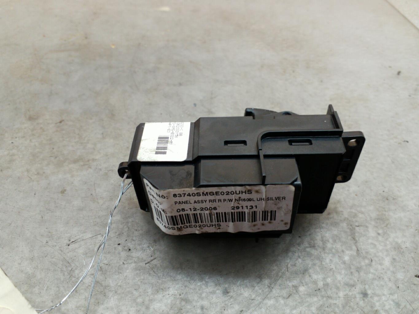 Interruttore lavacristalli posteriore destro HONDA CIVIC 8 PHASE 1 Diésel - 1