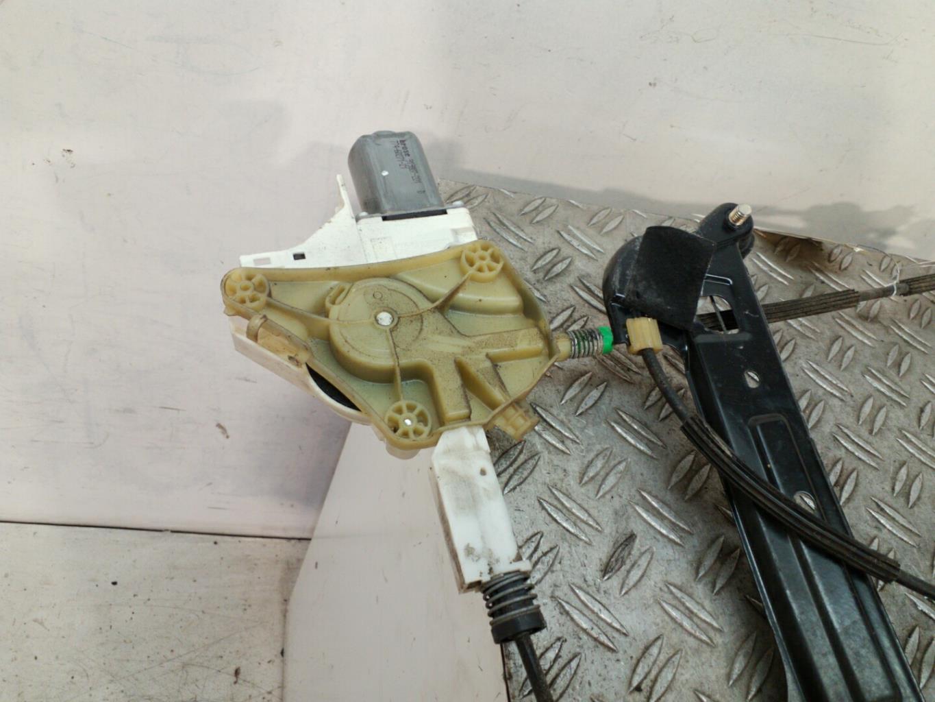 Leve vitre electrique avant droit AUDI A7 1 Diesel - 1