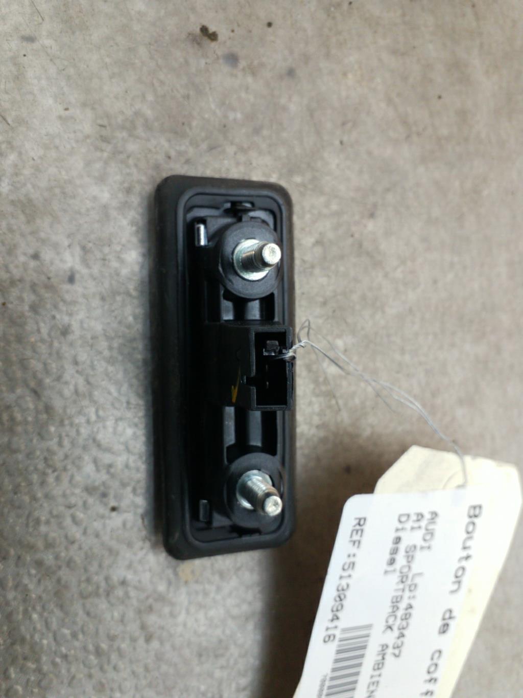 Bouton de coffre AUDI A1 1 PHASE 1 Diesel - 1