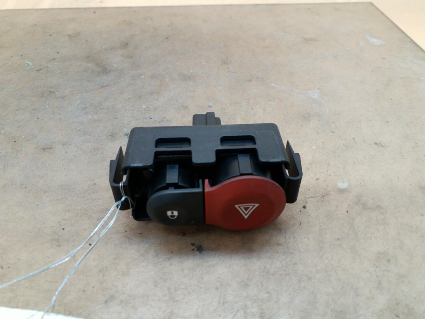 Bouton de warning RENAULT GRAND MODUS PHASE 2 Diesel - 1