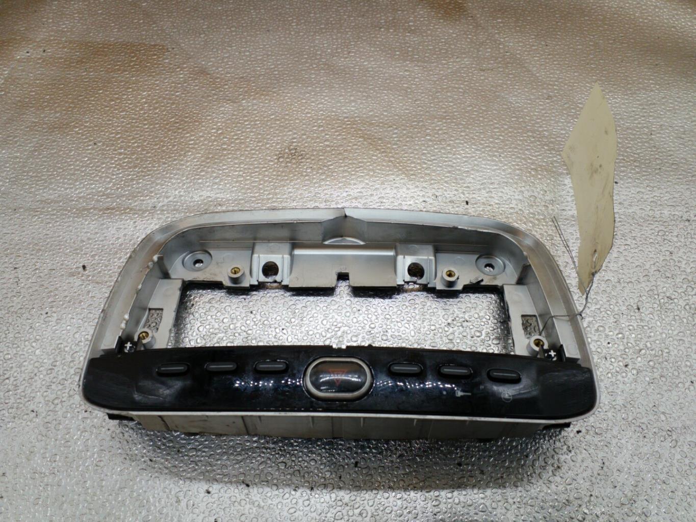 Interruttore luci emergenza FIAT PUNTO EVO 3 Diésel - 1