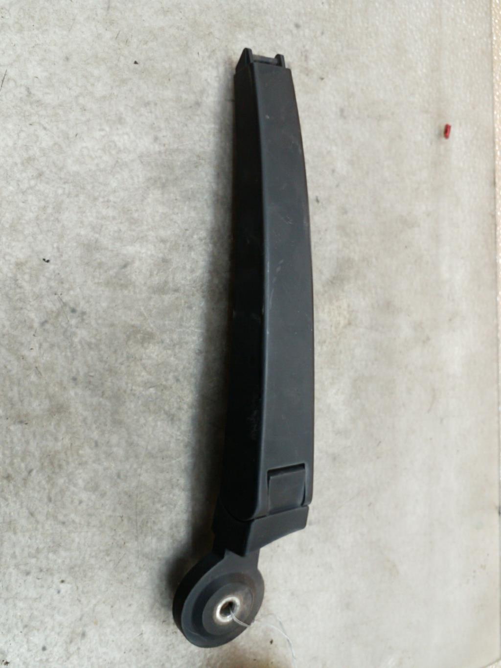 Braccio tergicristallo posteriore VOLKSWAGEN TOUAREG 1 PHASE 1 Diésel - 1