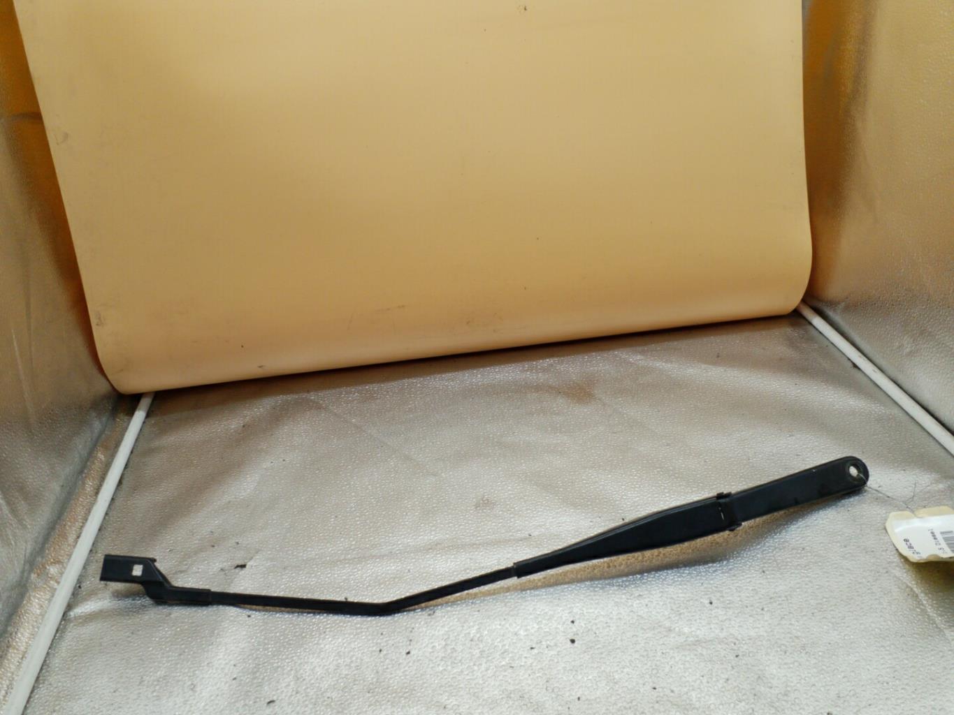 Braccio tergicristallo anteriore destro FORD FIESTA 6 PHASE 2 Diésel - 1