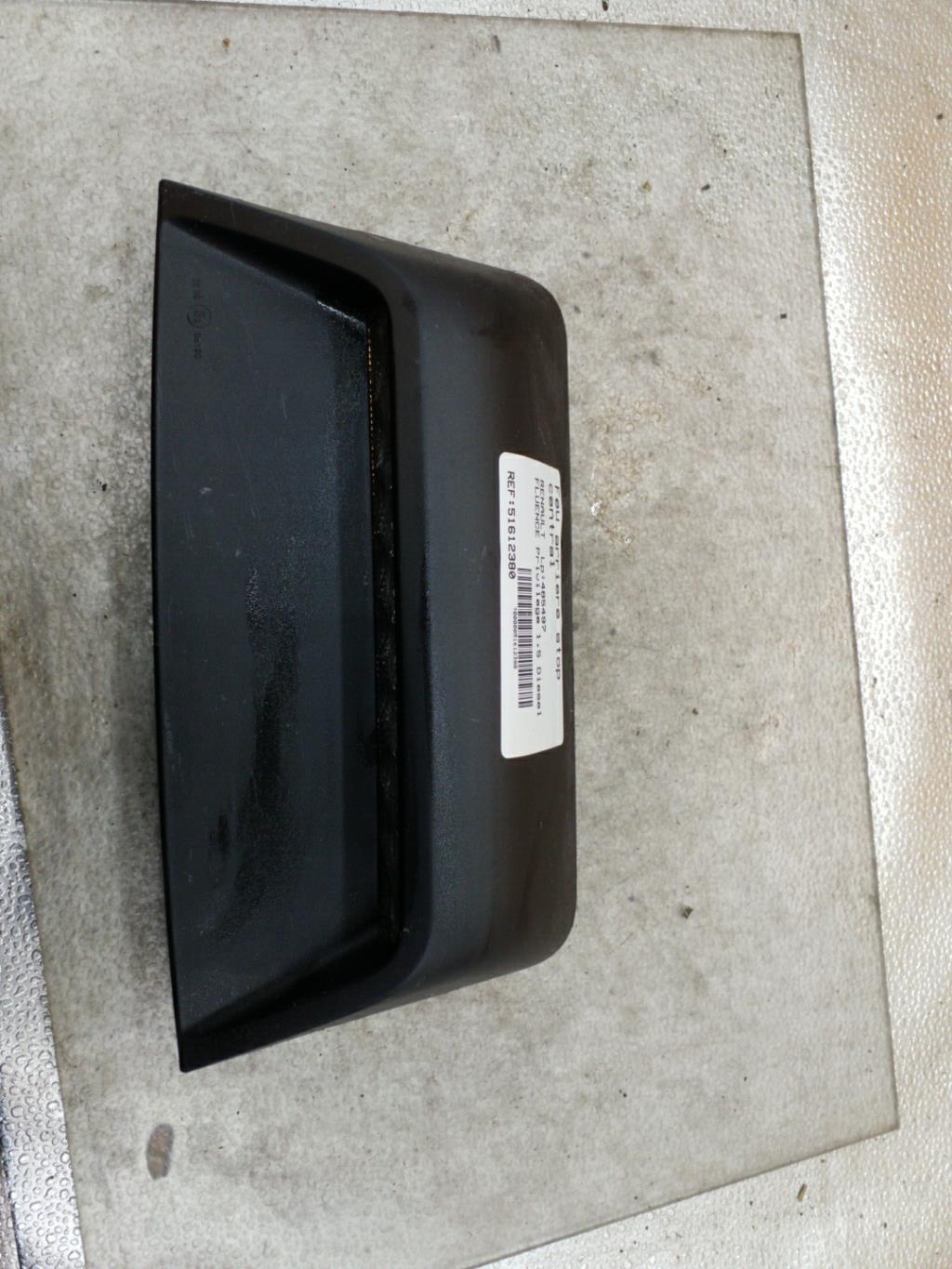 Feu arriere stop central RENAULT FLUENCE PHASE 1 Diesel - 1