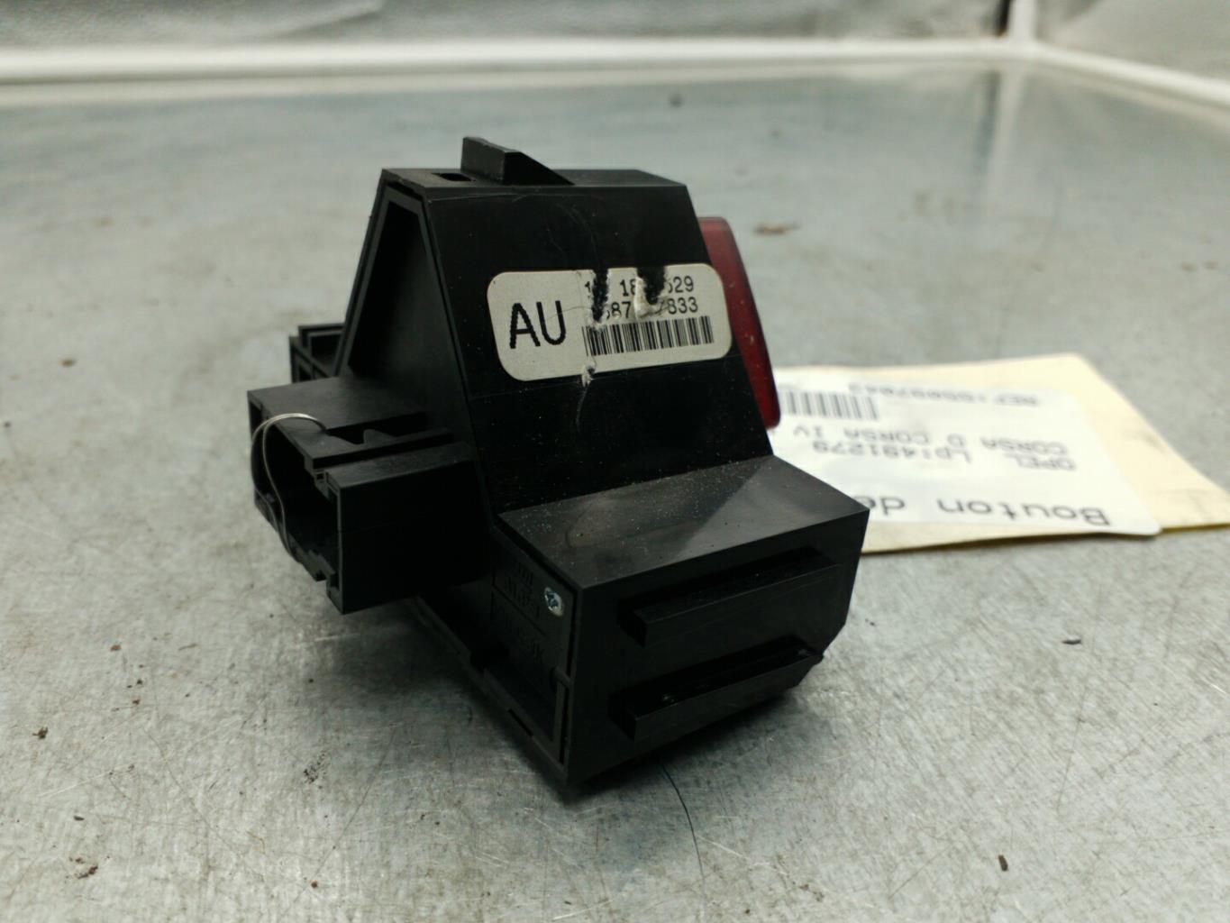 Bouton de warning OPEL CORSA D  - 1