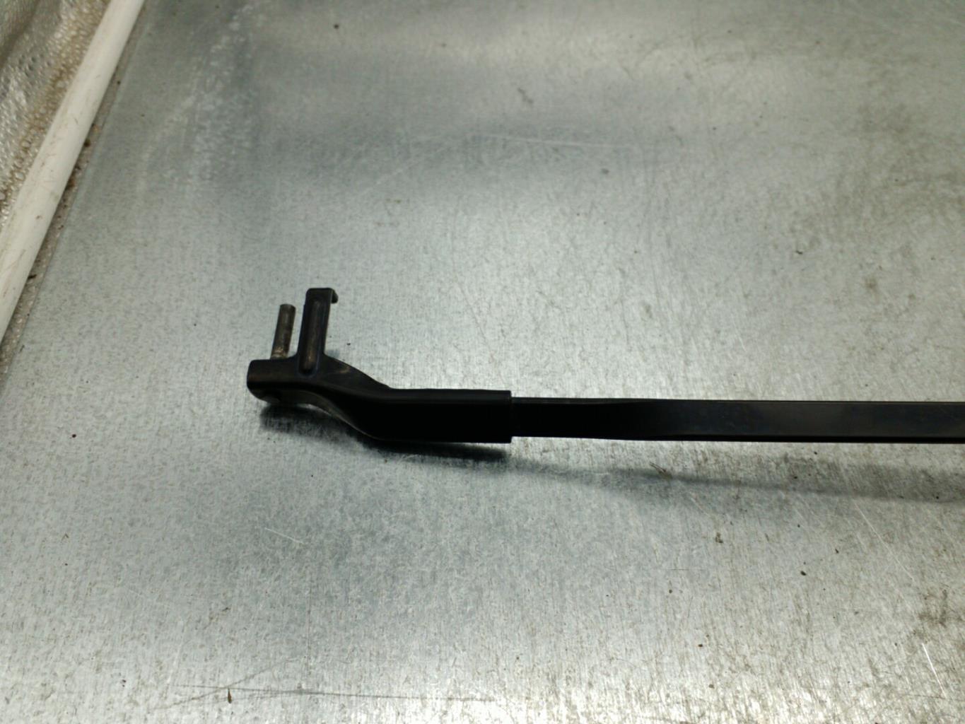 Braccio tergicristallo anteriore destro MERCEDES CLASSE E 212 PHASE 1 Diésel - 1
