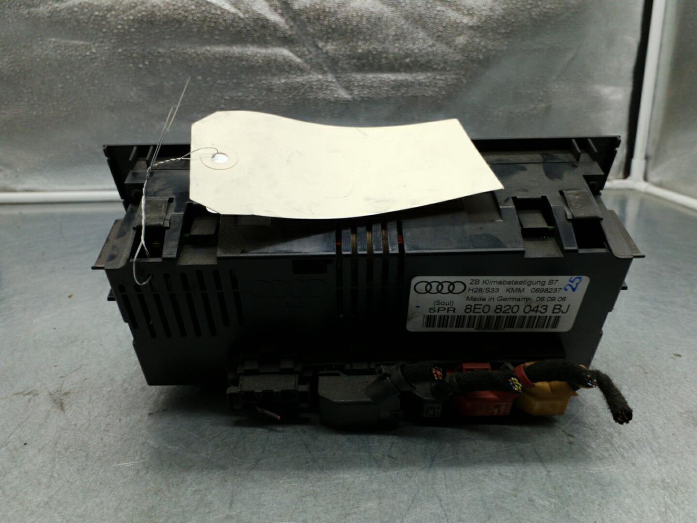 Commande chauffage AUDI A4 2 AVANT PHASE 2 BREAK Diesel - 1