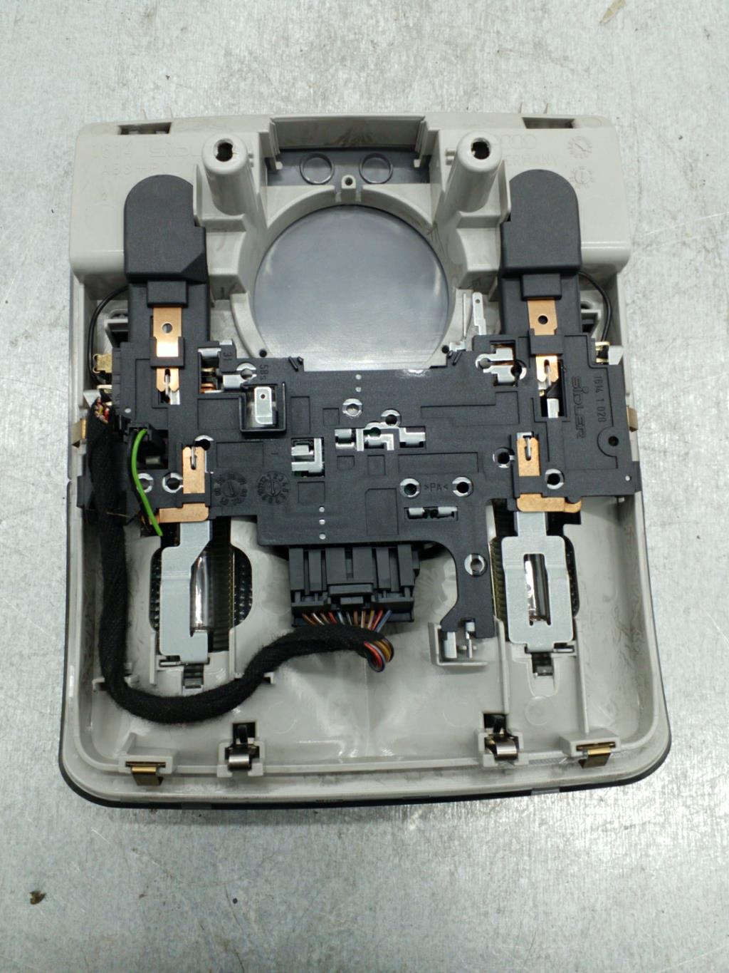 Eclairage de plafonnier AUDI A3 1 PHASE 2 Diesel - 1