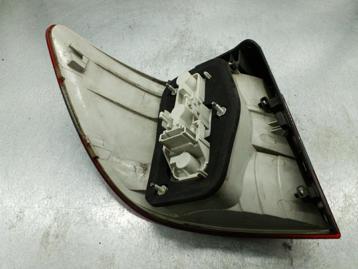 Fanale posteriore principale destro (luci) MERCEDES CLASSE B 245 PHASE 1 Diésel - 1