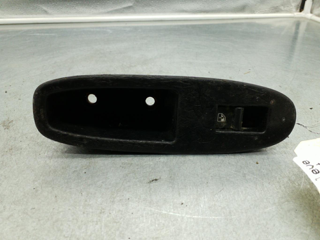 Interruttore lavacristalli posteriore destro ALFA ROMEO 159 BREAK Diésel - 1