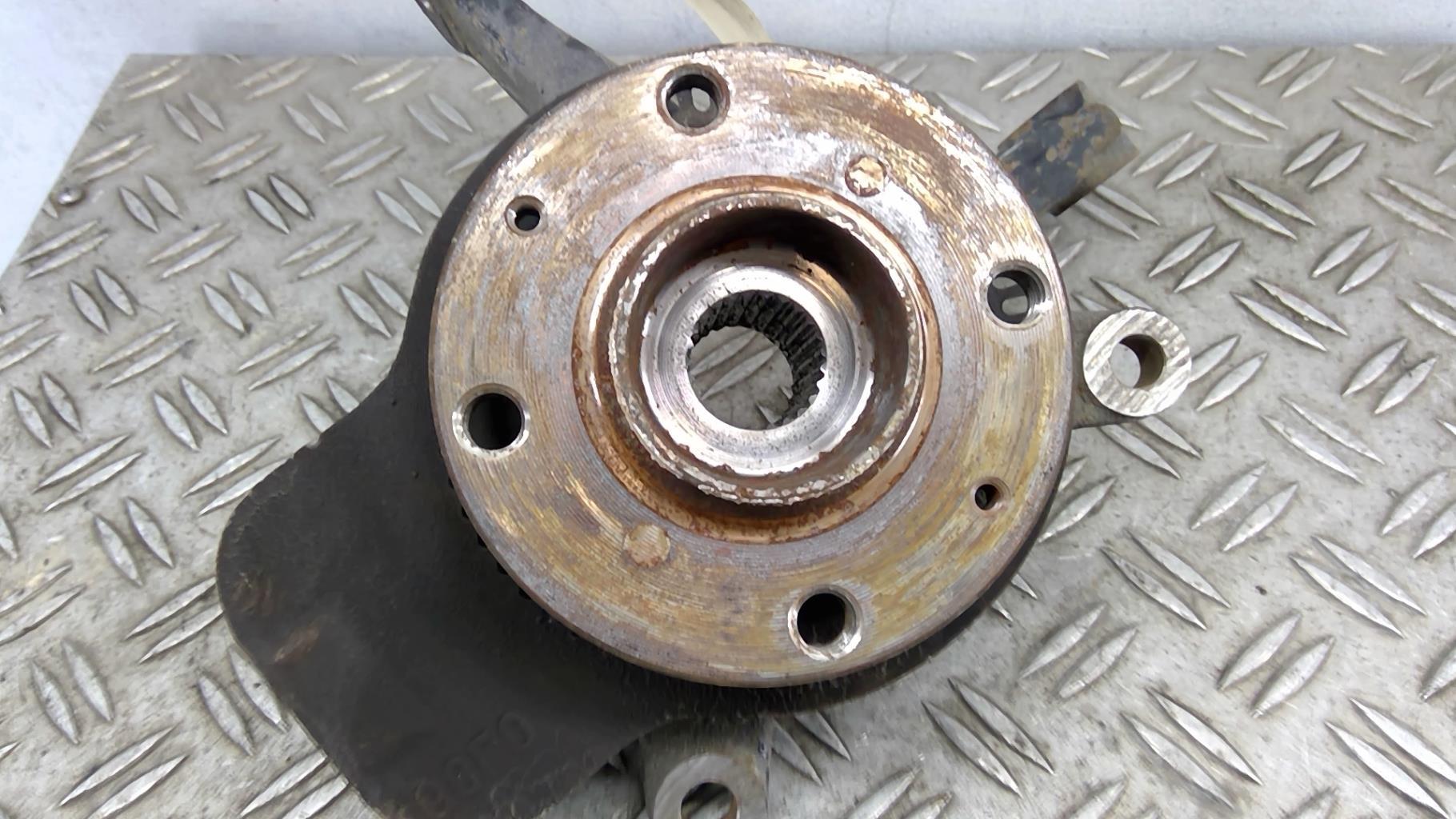 Fuso a snodo anteriore destro SUZUKI SWIFT 4  - 1