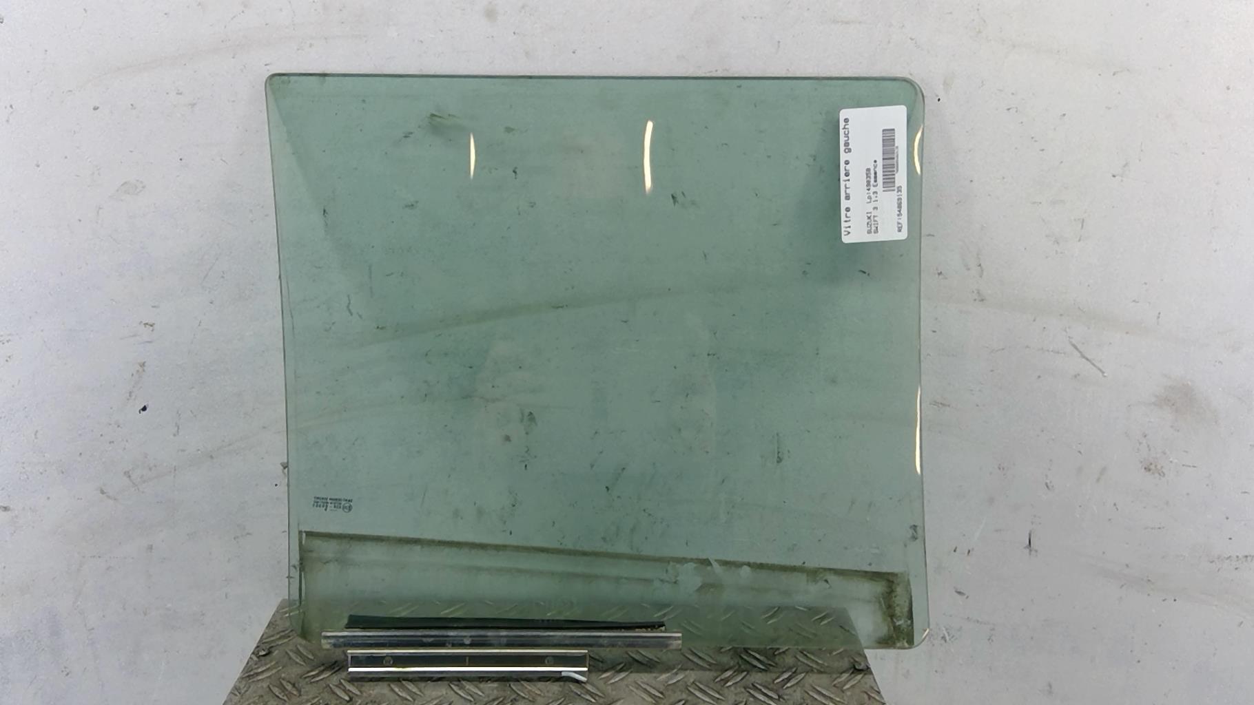 Vitre arriere gauche SUZUKI SWIFT 3 Essence - 1