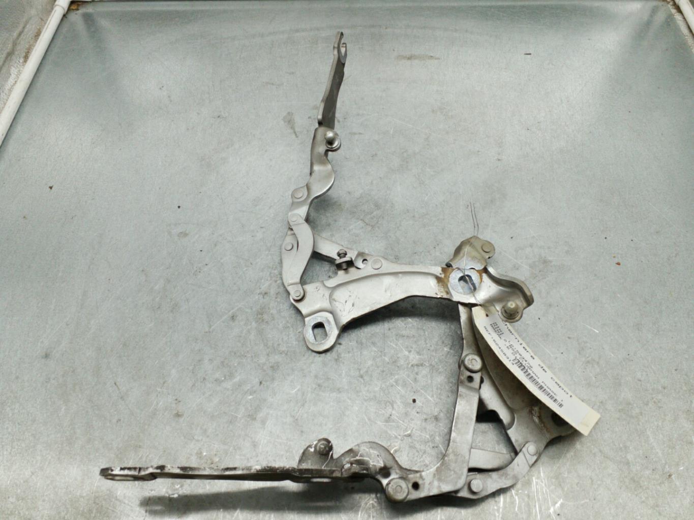 Charniere de capot MINI MINI 2 R55 CLUBMAN PHASE 1 BREAK Diesel - 1