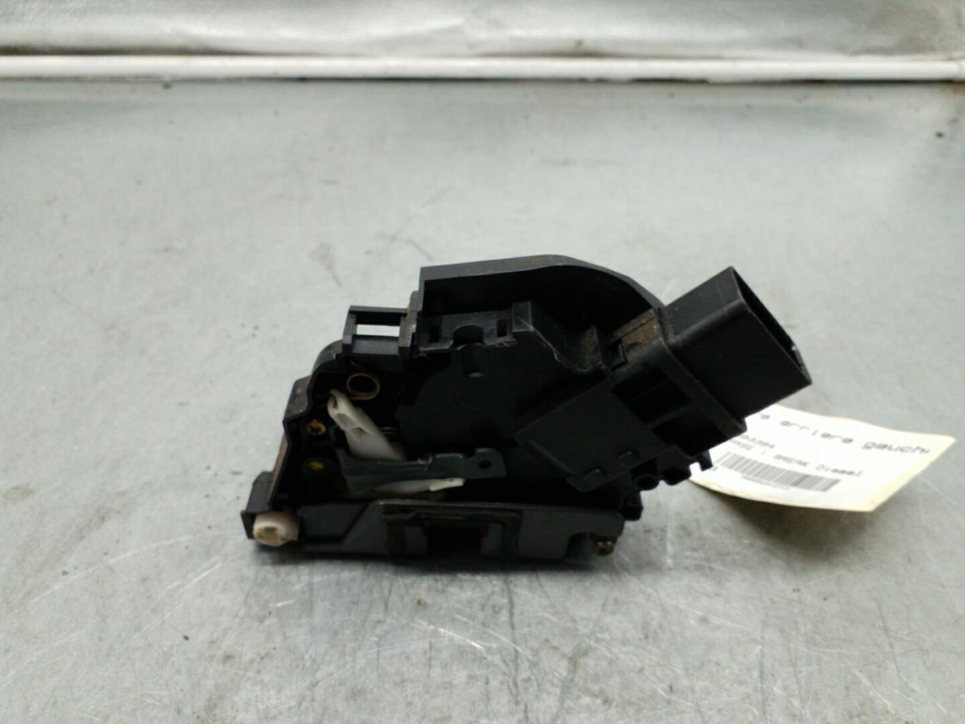 Serrure arriere gauche FORD FOCUS 2 PHASE 1 BREAK Diesel - 1