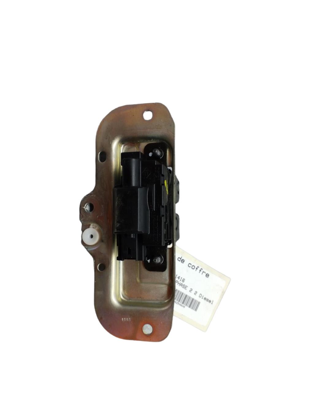 Serrure de coffre VOLKSWAGEN GOLF 4 Essence - 1