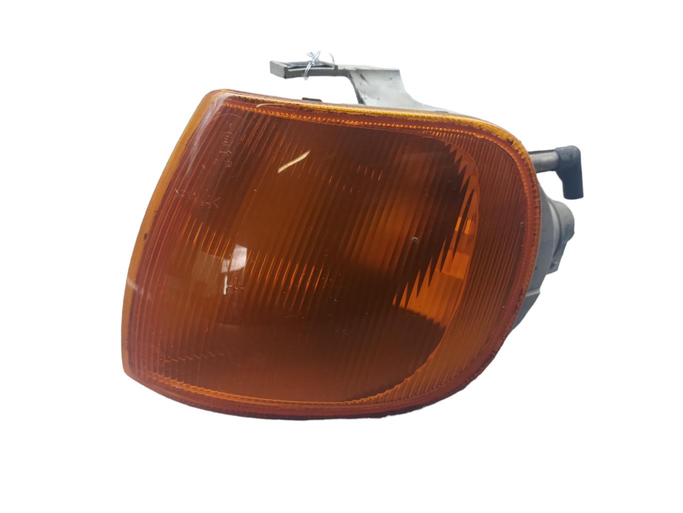 Gruppo ottico anteriore secondario sinistro (luci)(freccia) VOLKSWAGEN POLO 3 PHASE 1 Gasolina - 1