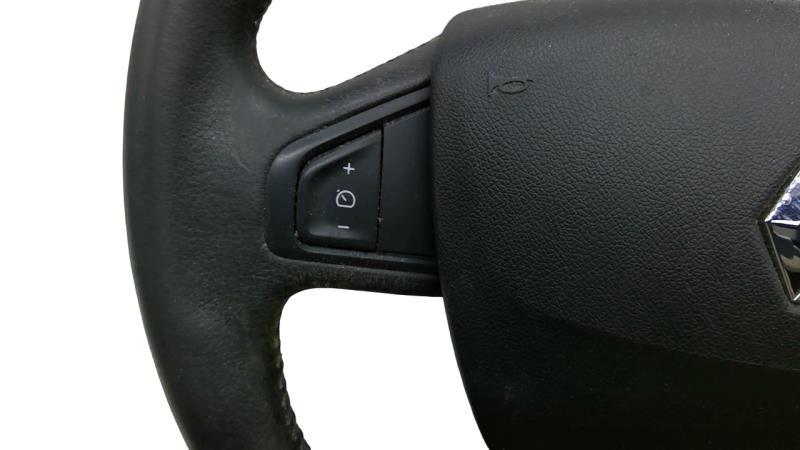 Volant RENAULT LATITUDE Diesel - 1