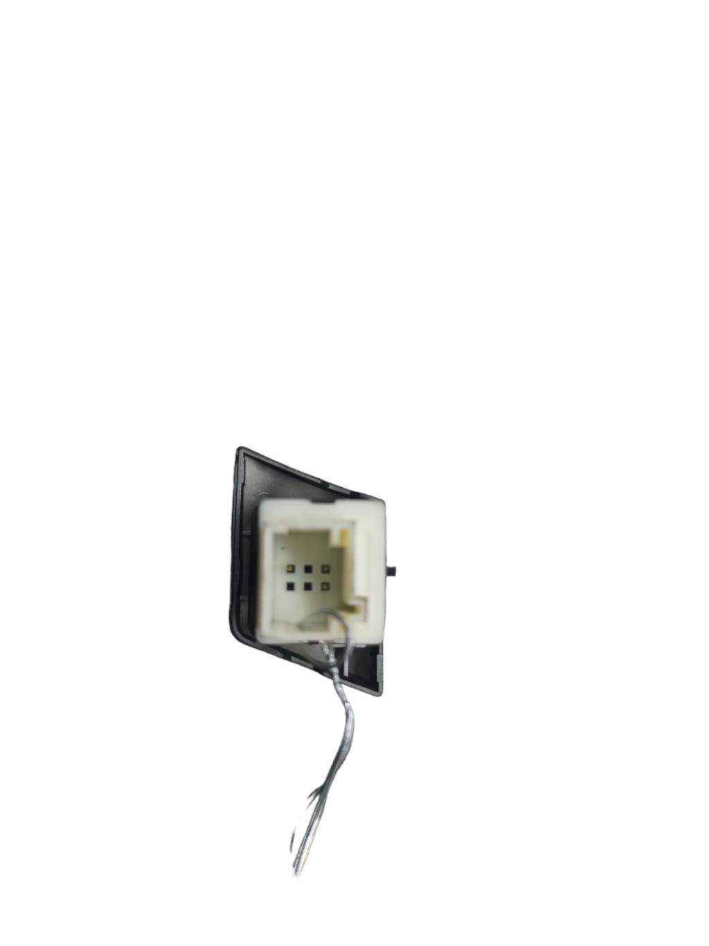 Bouton de coffre CITROEN DS5 PHASE 1 Essence - 1
