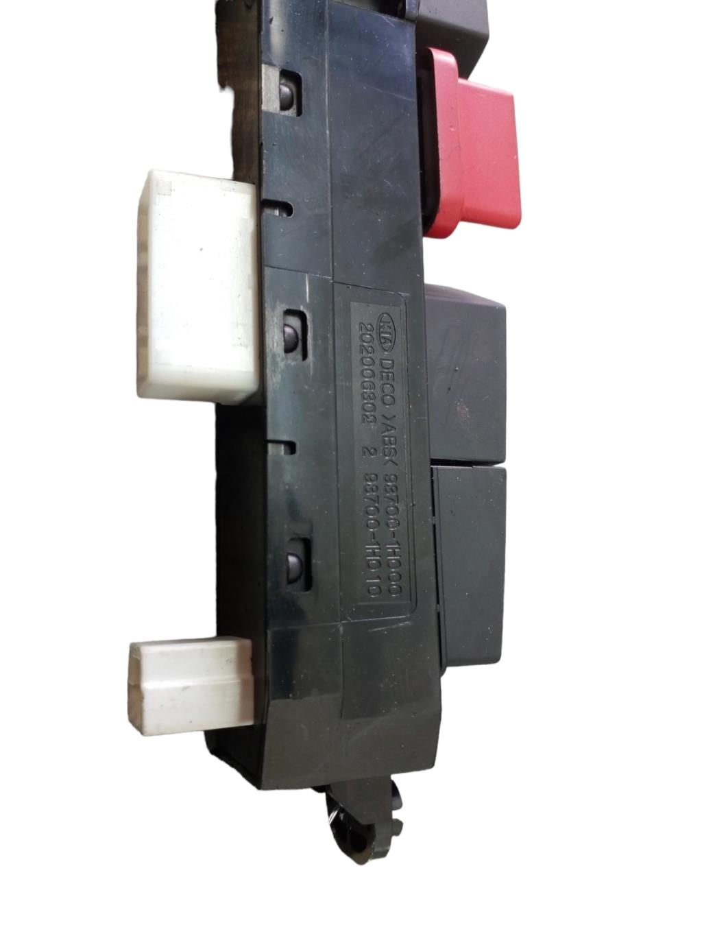Bouton de warning KIA CEE-D 1 PHASE 1 Diesel - 1