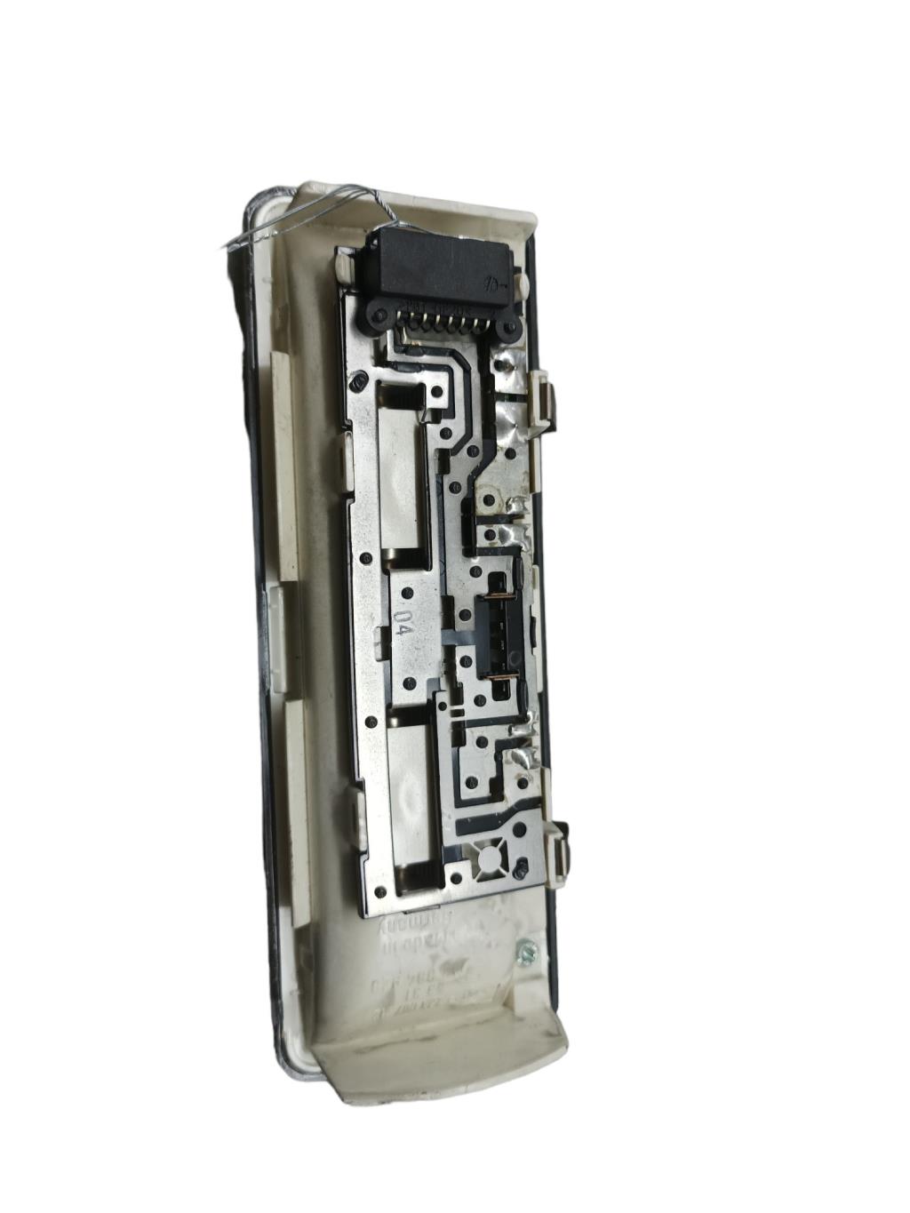 Eclairage de plafonnier BMW SERIE 3 E46 PHASE 2 Diesel - 1