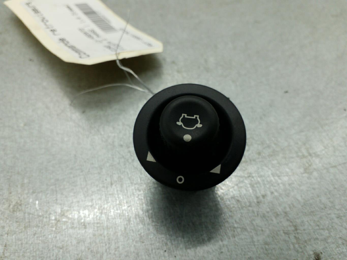 Commande retroviseurs FORD FIESTA 6 PHASE 1 Diesel - 1