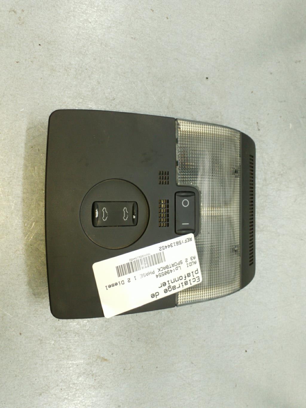 Eclairage de plafonnier AUDI A3 2 SPORTBACK PHASE 1 Diesel - 1