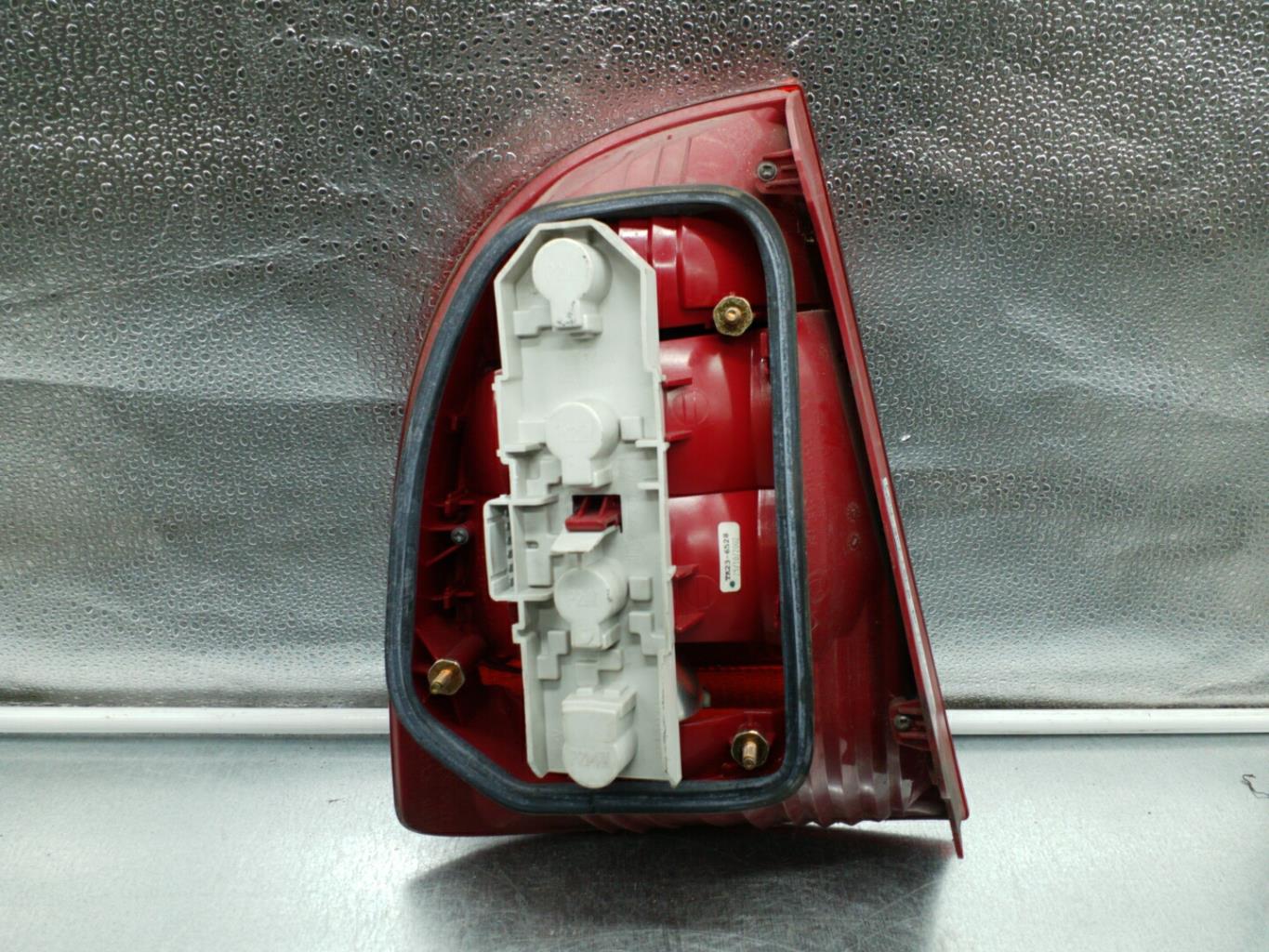 Fanale posteriore principale destro (luci) SKODA SUPERB 1 Diésel - 1