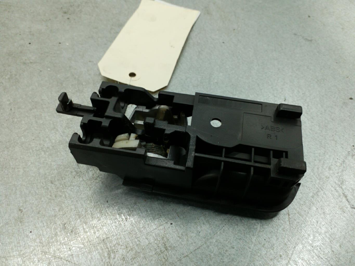 Maniglia interna anteriore destra SUZUKI SWIFT 3 Gasolina - 1