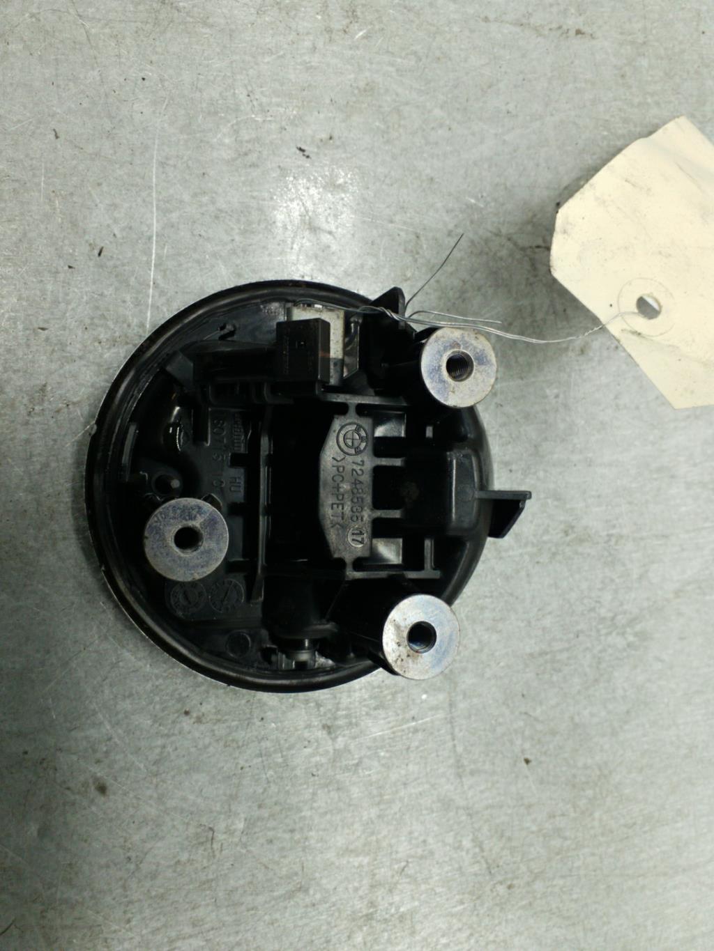 Pulsante del bagagliaio BMW SERIE 1 F21 PHASE 2 Diésel - 1