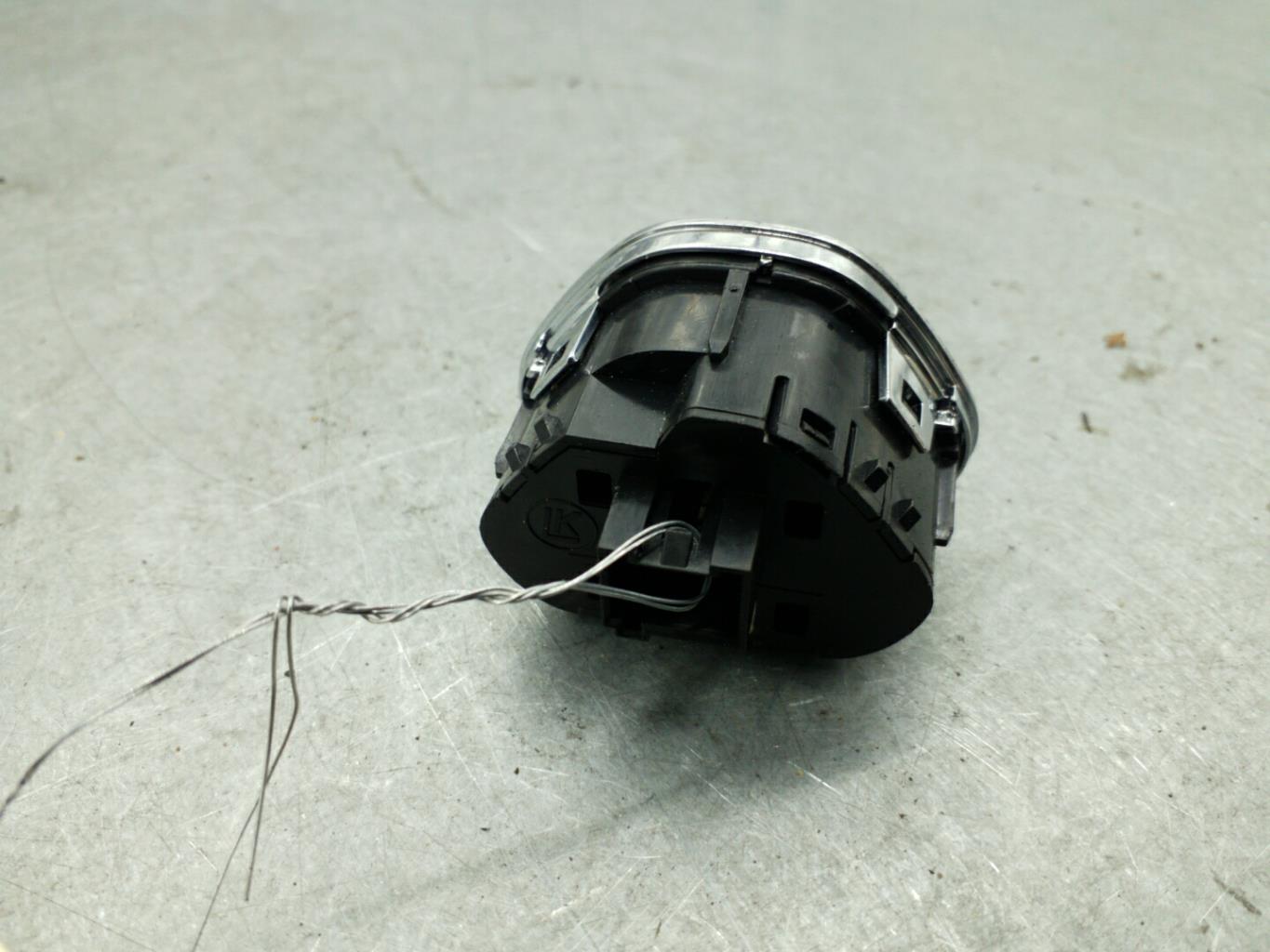 Bouton de warning OPEL CORSA E Essence - 1
