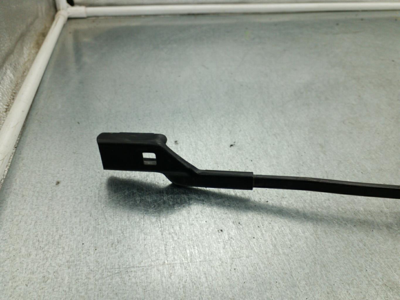 Braccio tergicristallo anteriore sinistro VOLKSWAGEN SCIROCCO 3 PHASE 2 COUPE Diésel - 1