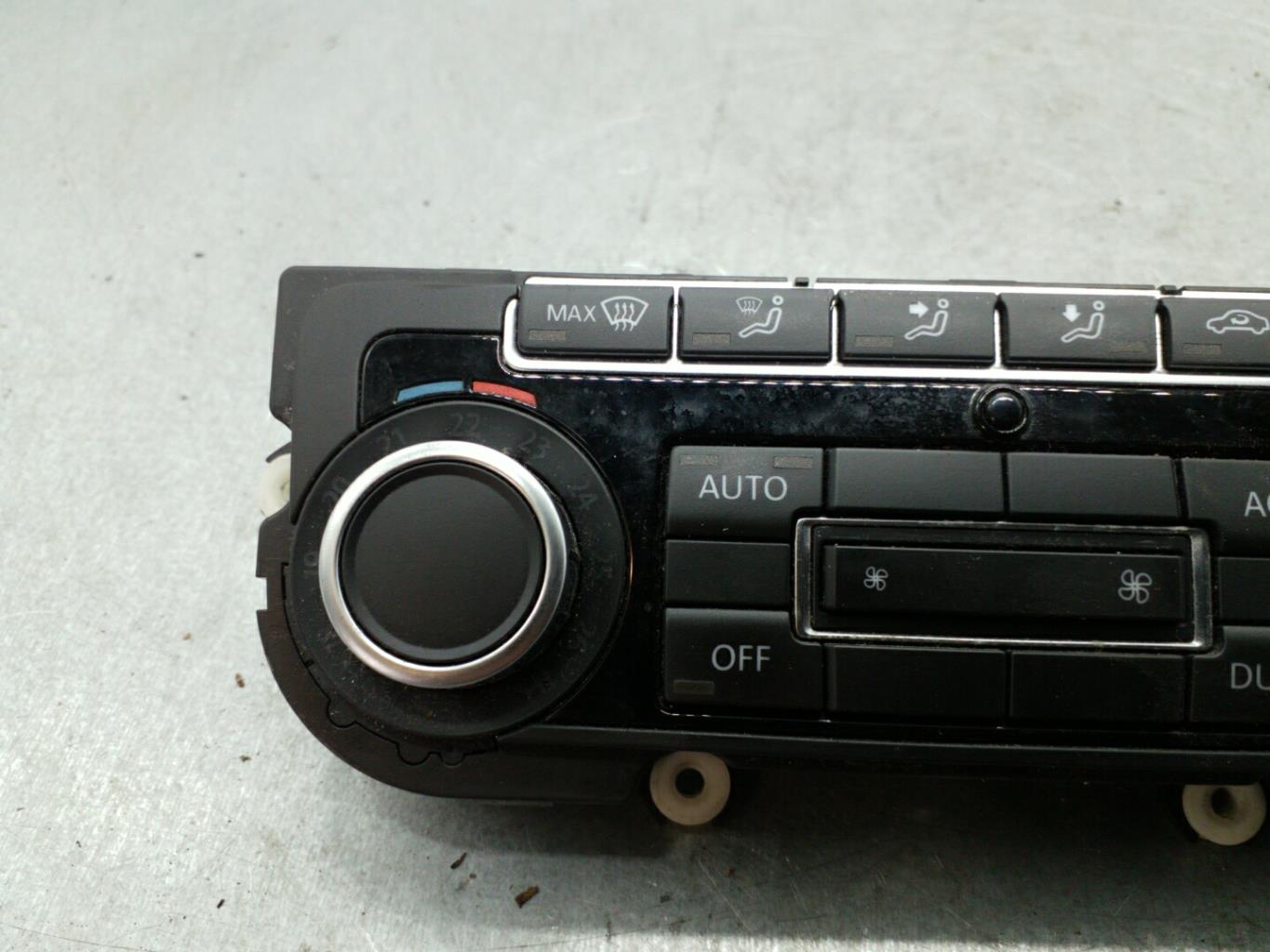 Commande chauffage VOLKSWAGEN TOURAN 2 Diesel - 1