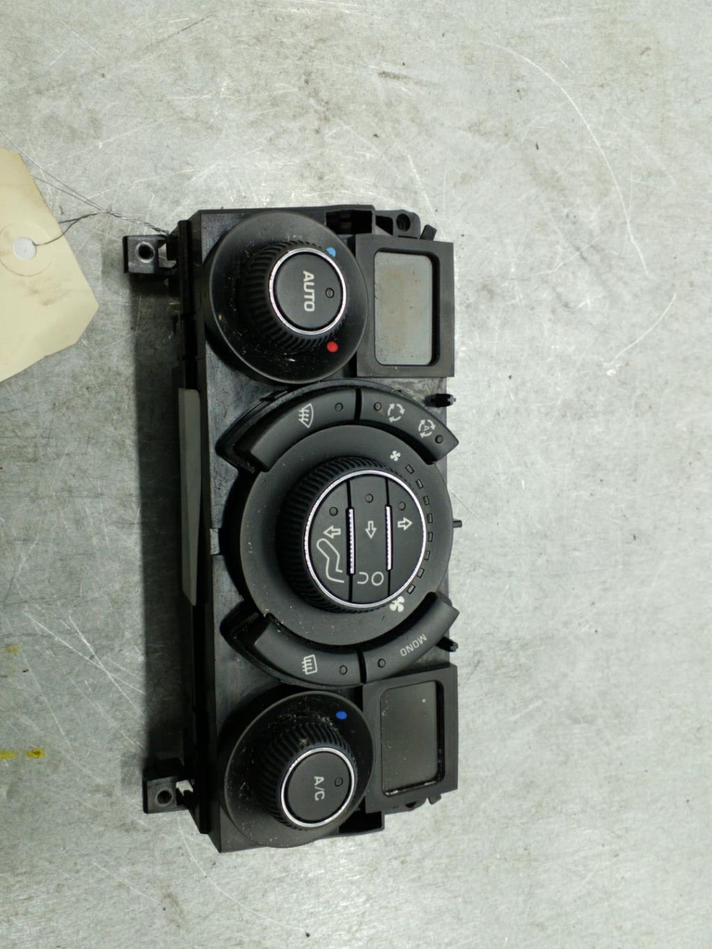 Commande chauffage PEUGEOT 3008 1 PHASE 1 Diesel - 1
