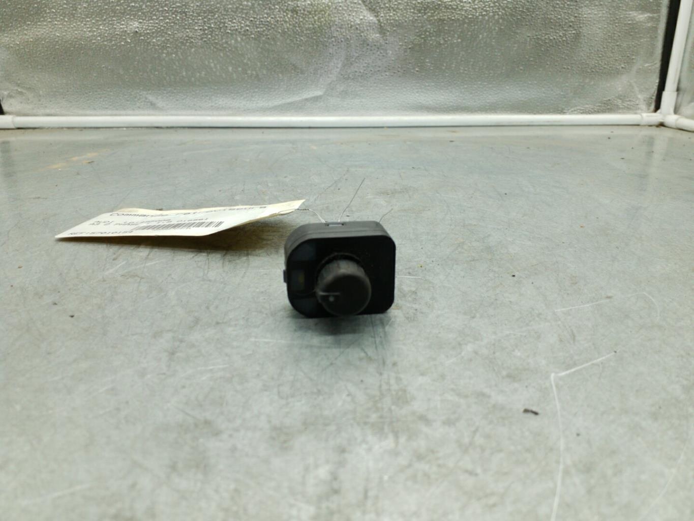 Commande retroviseurs AUDI A3 2 PHASE 1 Diesel - 1