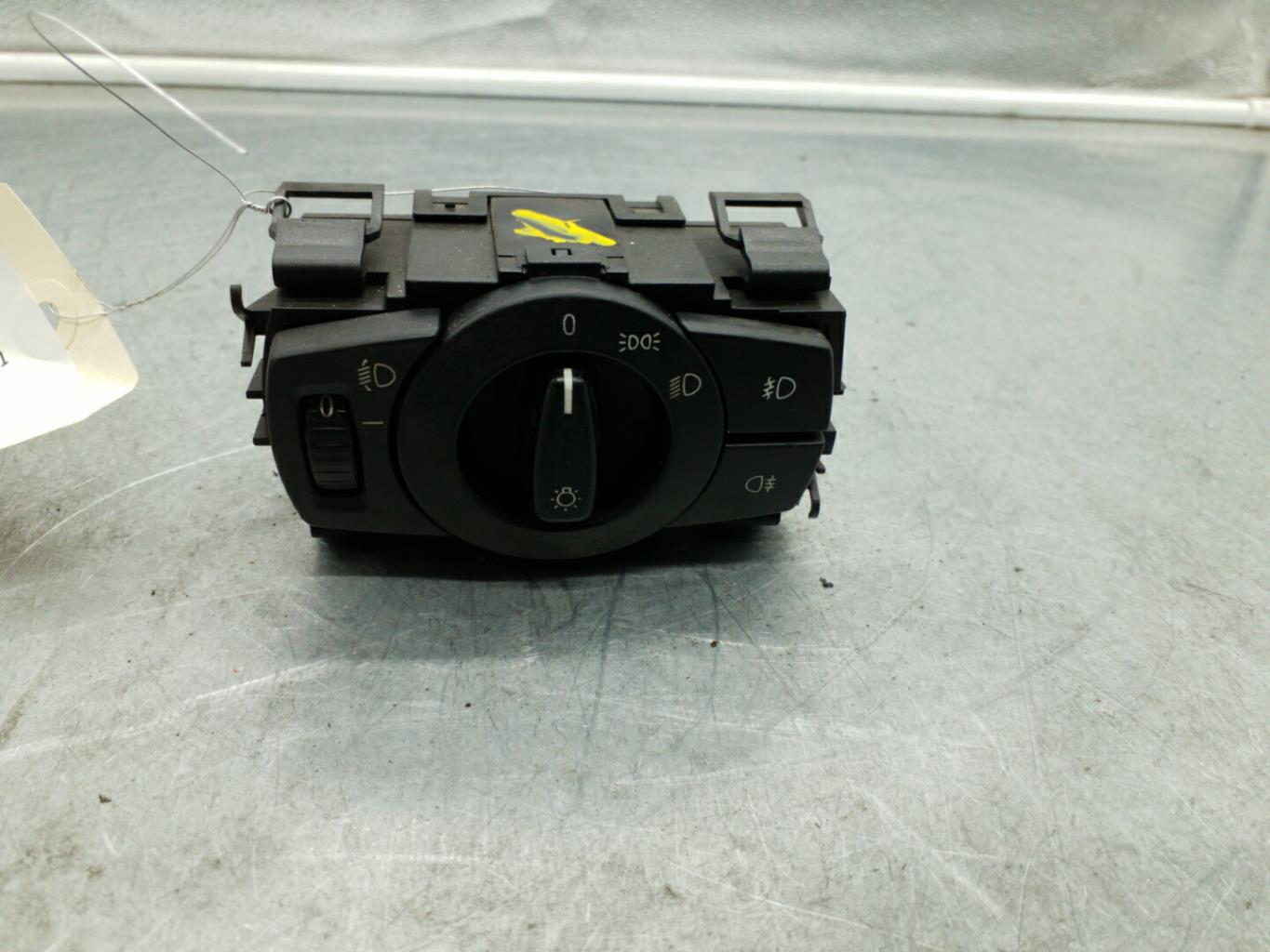 Commodo phare BMW SERIE 1 E87 PHASE 1 Diesel - 1