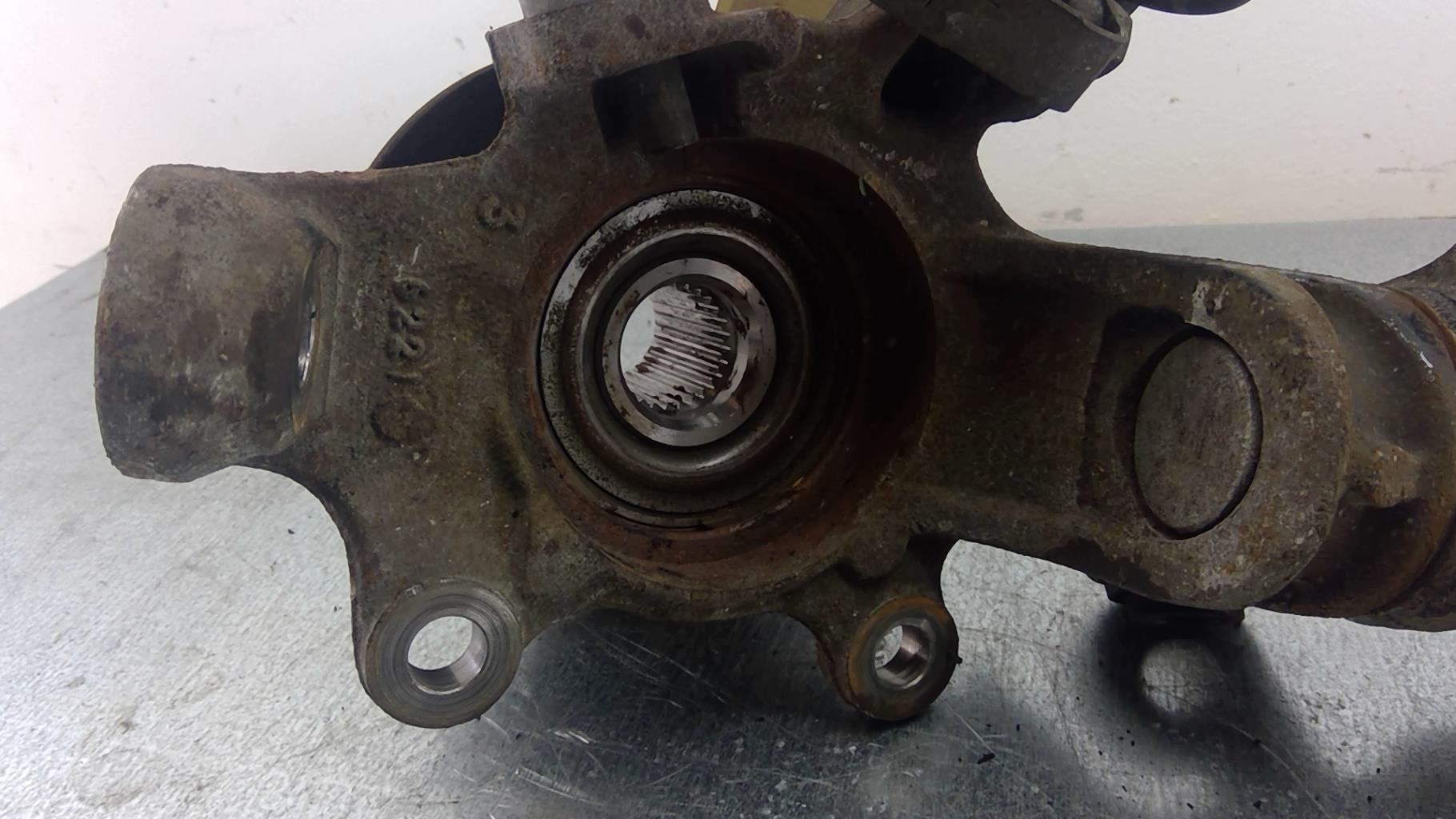 Fuso a snodo anteriore sinistro NISSAN PRIMERA 4 Diésel - 1