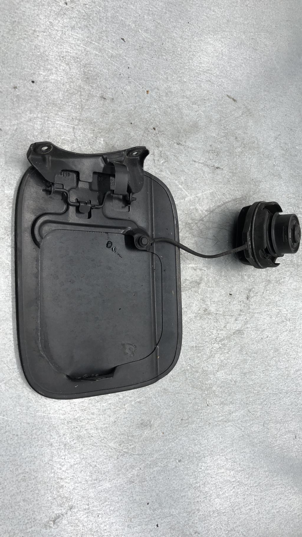 Trappe d'essence AUDI A4 2 AVANT PHASE 2 BREAK Diesel - 1