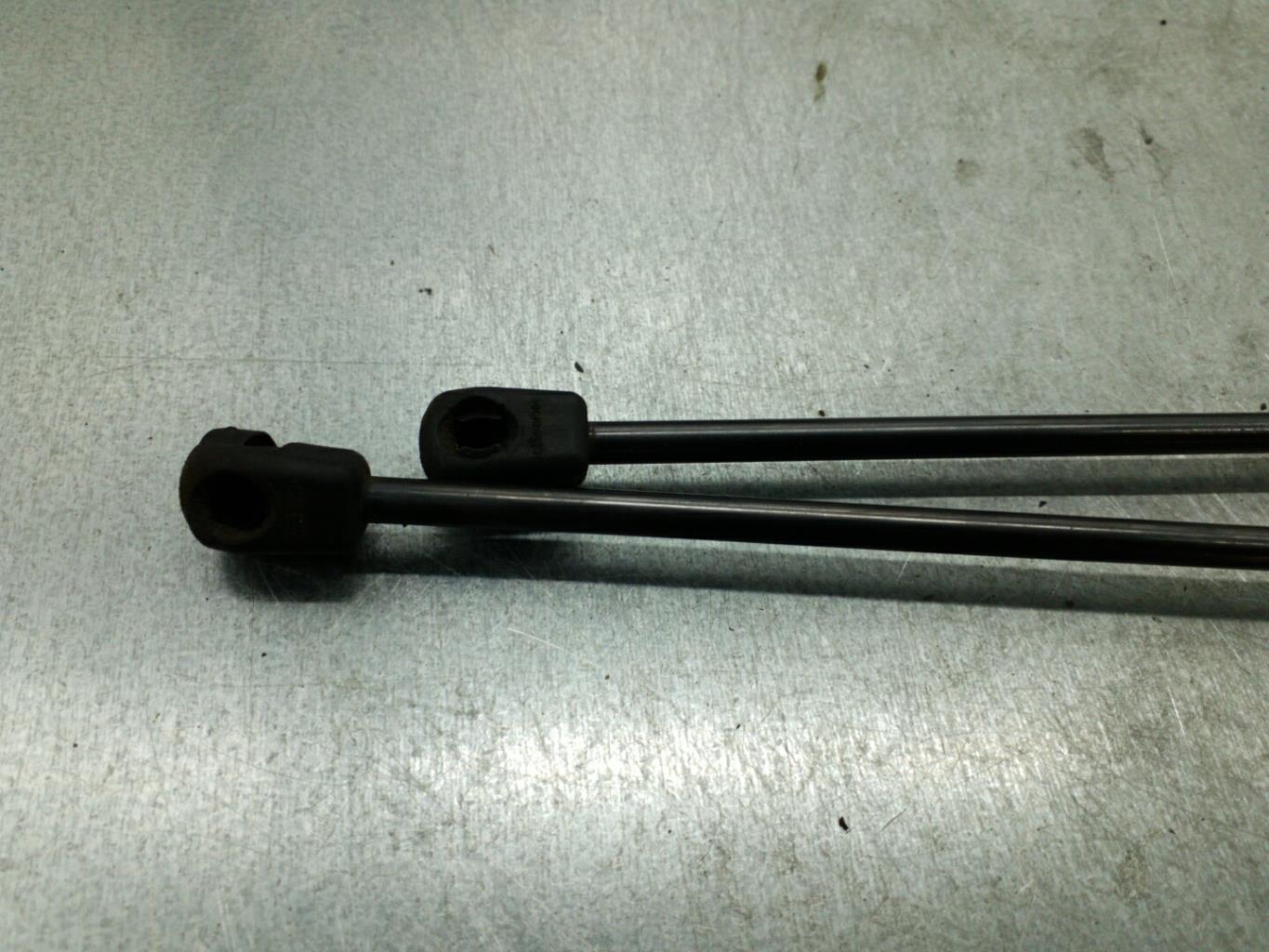 Verin de coffre OPEL CORSA E Essence - 1