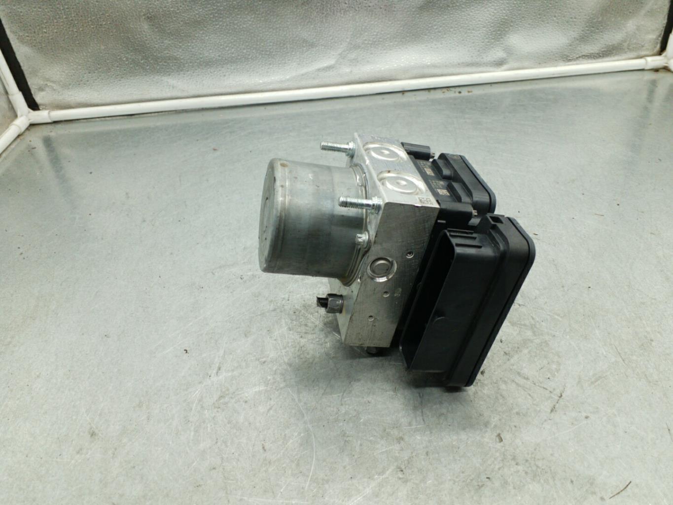 Blocco ABS (antibloccaggio freni) PEUGEOT 3008 2 PHASE 1 Gasolina - 1