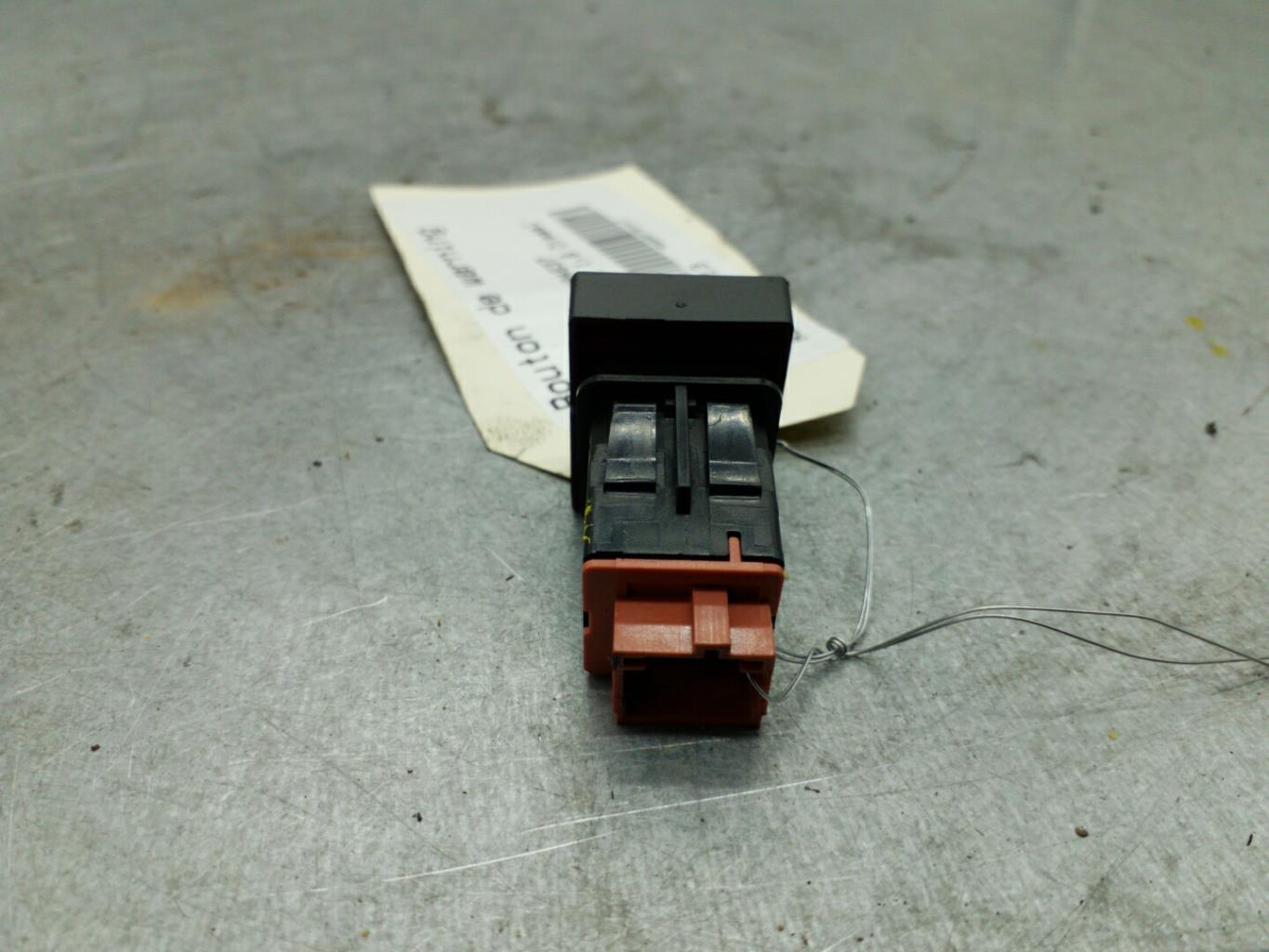Bouton de warning PEUGEOT 3008 1 PHASE 1 Diesel - 1