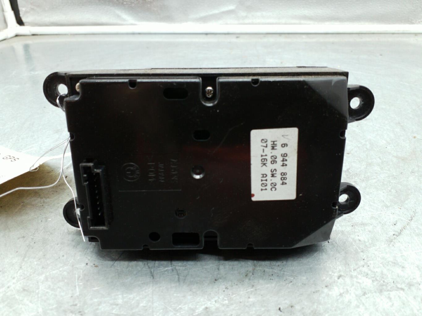 Commande GPS BMW SERIE 5 E61 TOURING PHASE 2 BREAK Diesel - 1