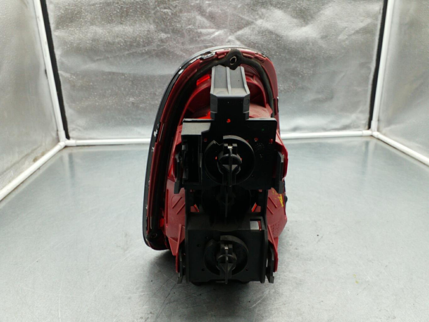 Fanale posteriore principale destro (luci) MINI MINI 2 R56 PHASE 1 Gasolina - 1