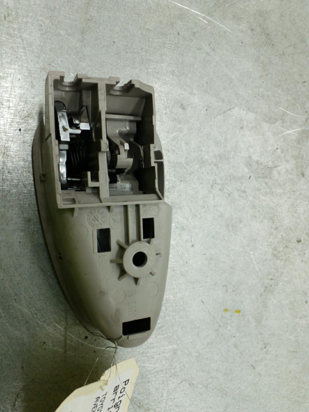 Maniglia interna posteriore destra TOYOTA AVENSIS 3 PHASE 3 Diésel - 1
